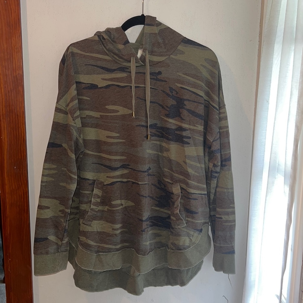 Altard State Camo Pull Over